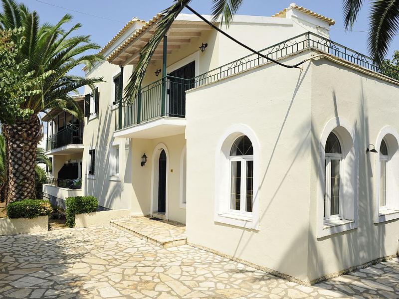 Balaris Apartments Kassiopi Exterior foto